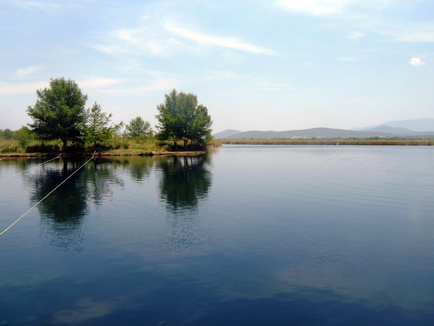 The main lagoon at La Media Luna.